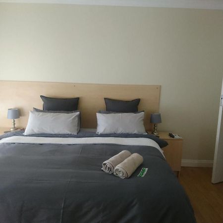 Pta East Guest House Pretoria-Noord Eksteriør bilde