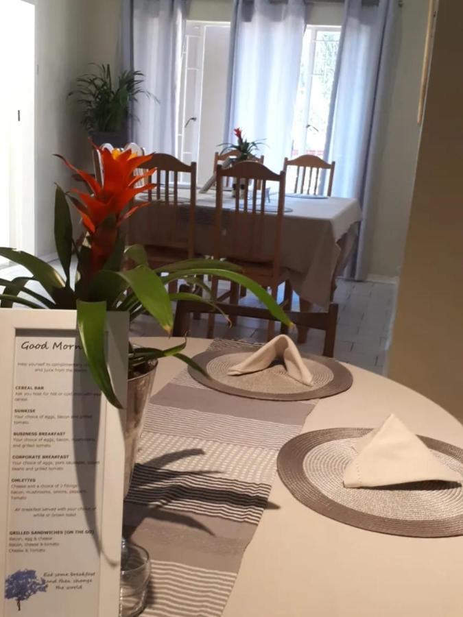 Pta East Guest House Pretoria-Noord Eksteriør bilde
